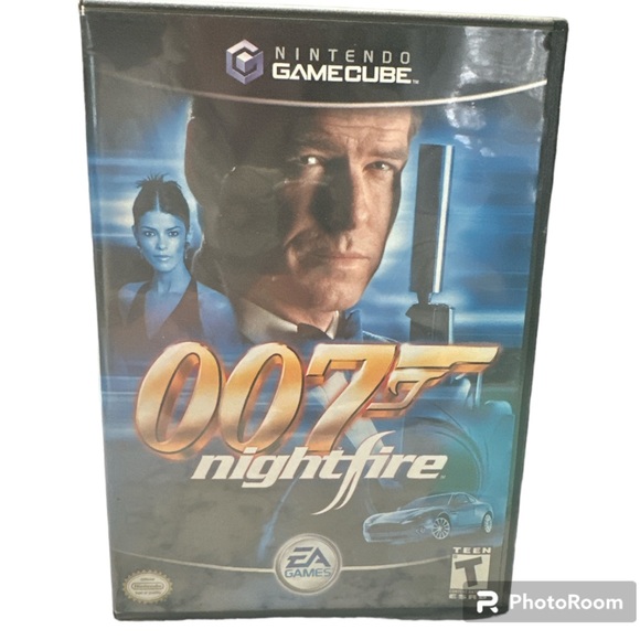 James Bond 007- Nightfire- for Nintendo GameCube (EUC) - Picture 1 of 4